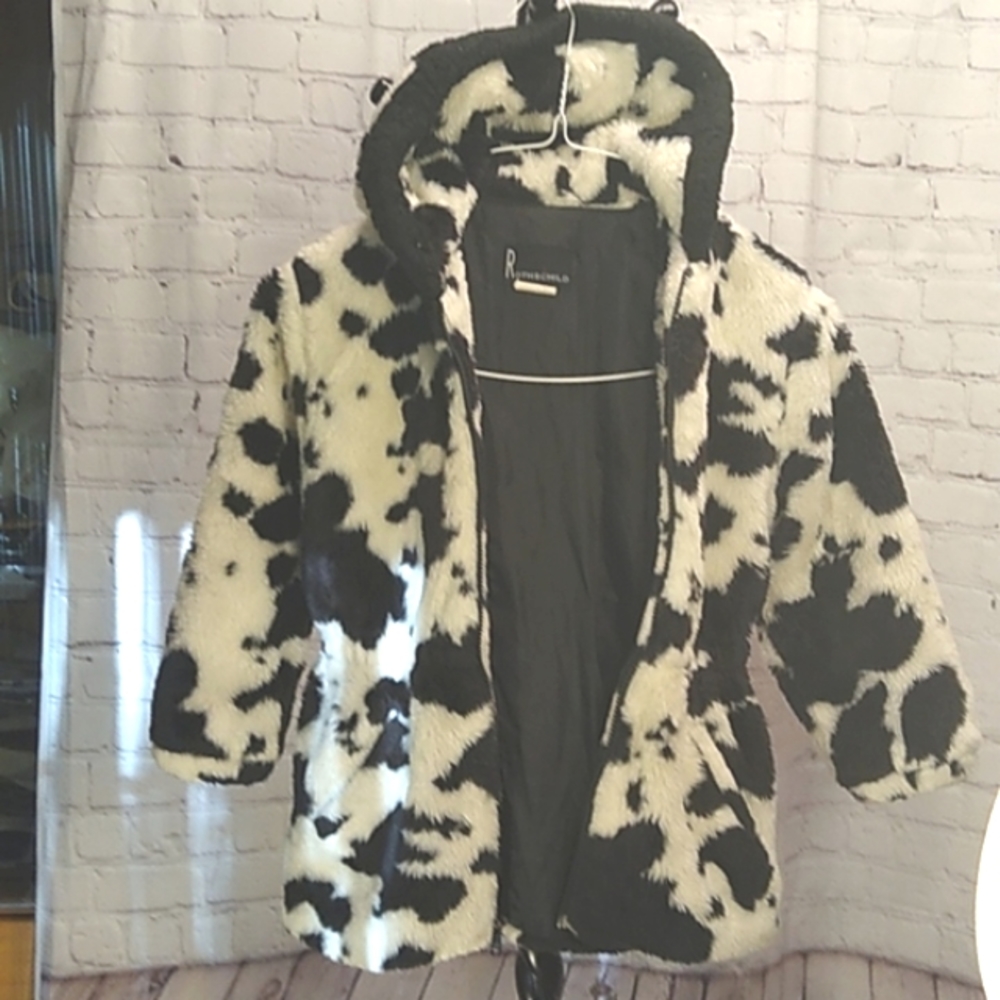 Coat - Picture 2 of 4